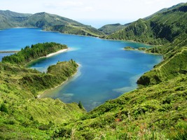 Açores São Miguel – Tour 4x4 demi-journée à Lagoa do Fogo 3h30