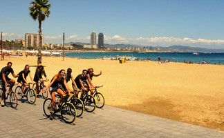 Spain Barcelona – Barcelona and Beyond Beaches Tour 4h00